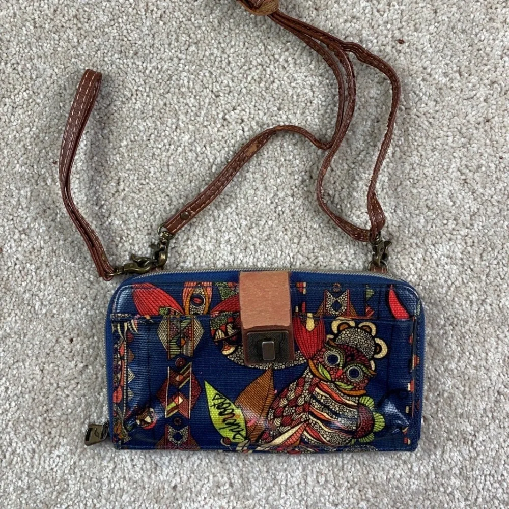 Sakroots Artist Circle Large Smartphone Crossbody Wallet Navy Owl Spirit Print